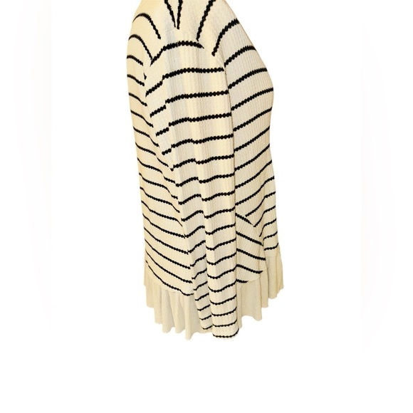 “Maurices” Size XXL Women’s Long Sleeve Knit Top - Picture 2 of 8